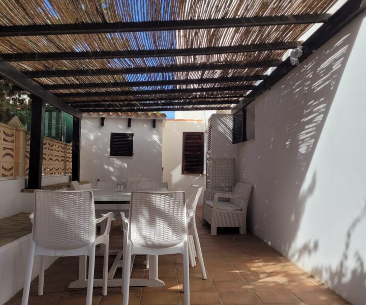 Pergola con tavolo - Casetta indipendente con giardino - Es Pujols, Formentera